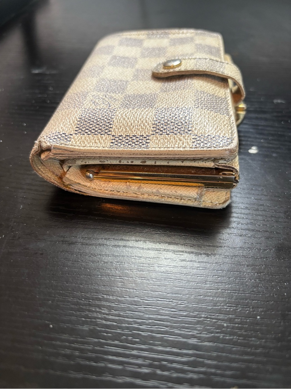 Authentic Louis Vuitton Damier Azur Portefeuille Viennois– Fair/Functional - Picture 2 of 13